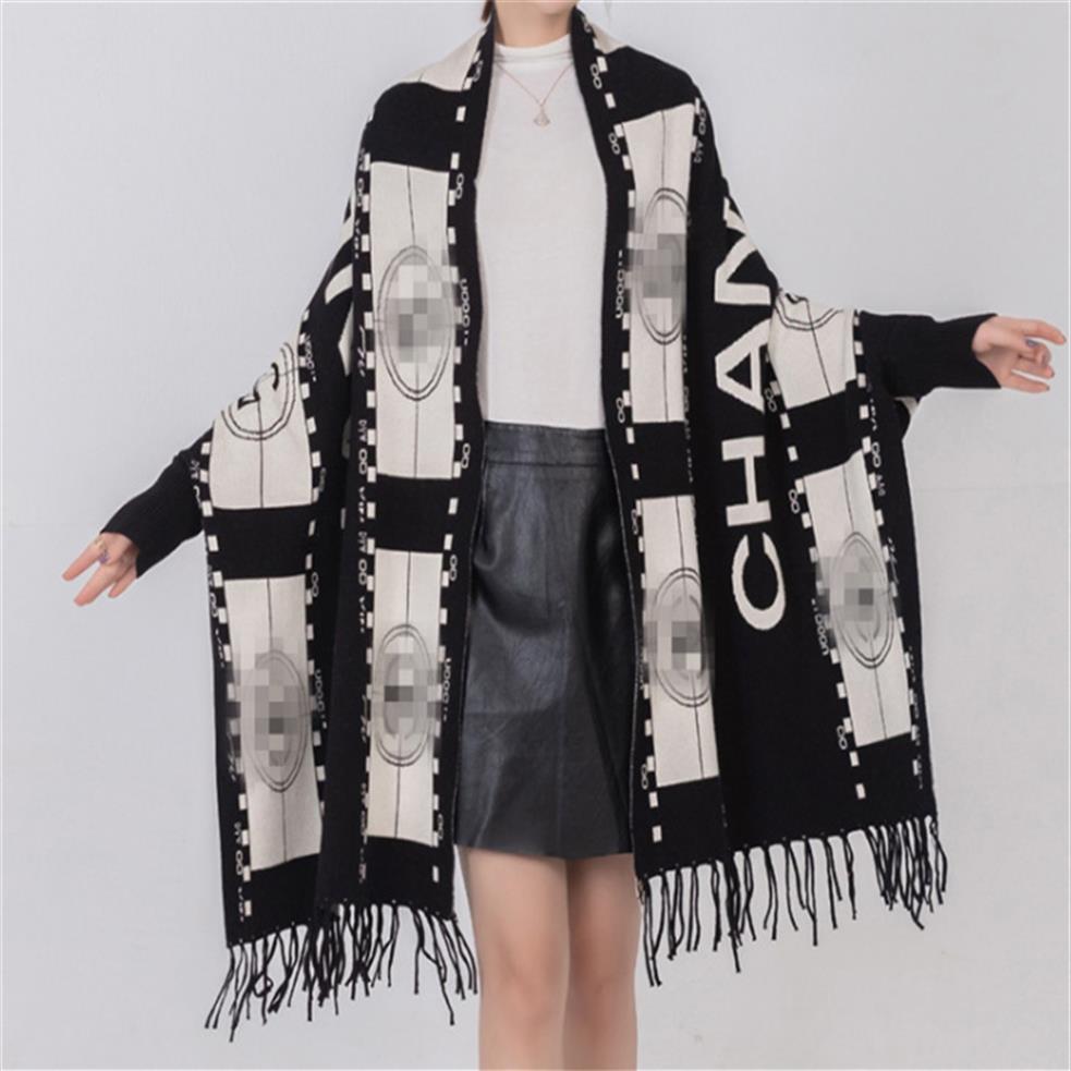 Autumn and winter warm thickened cape cape for women with long sleeve jacquard tassel with a cape2842
Autumn and winter warm thickened cape cape for women with long sleeve jacquard tassel with a cape2842