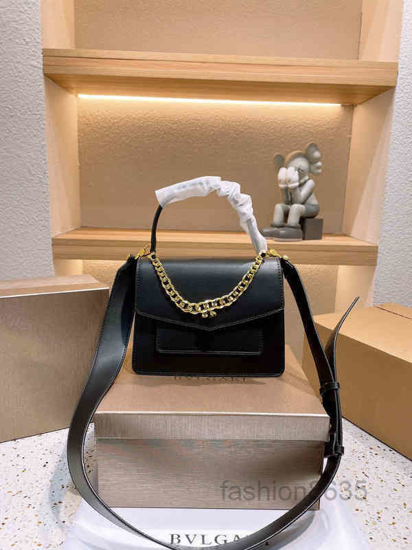 Evening Bags Shoulder Bags Ladies Luxury Collocation Crossbody Purse Business Brand Chain Lady Messenger Classic Handbag Tote 220314Multi P, Red
Evening Bags Shoulder Bags Ladies Luxury Collocation Crossbody Purse Business Brand Chain Lady Messenger Classic Handbag Tote 220314Multi P, Red