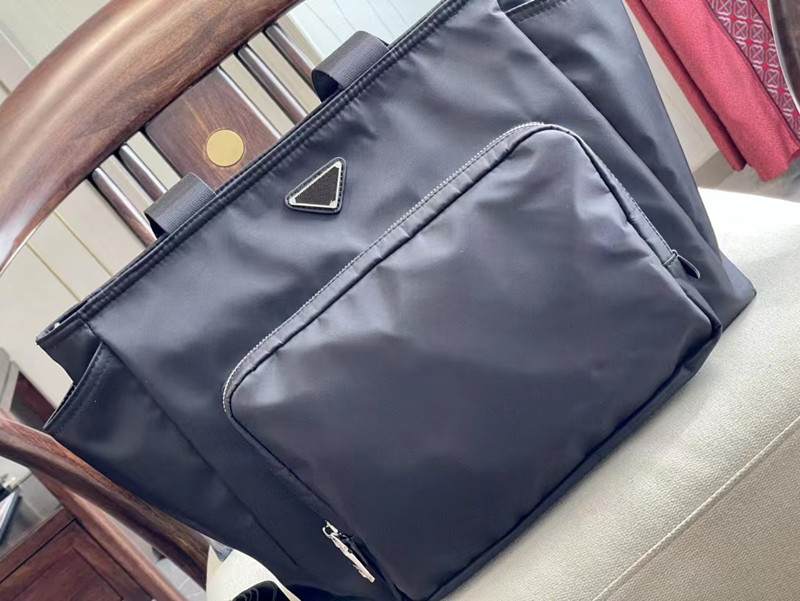 Designer Shoulder Bag Women Luxurys Handbag Large Shopping Bags Mommy Totes Practical and Durable Model Handbags Fashion Pocket Clutch, Black
Designer Shoulder Bag Women Luxurys Handbag Large Shopping Bags Mommy Totes Practical and Durable Model Handbags Fashion Pocket Clutch, Black