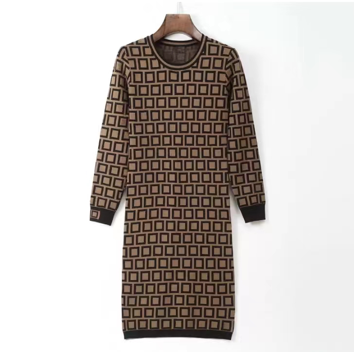 Designer women's dress new spring winter long sleeve dress high-end custom letter knit jumper bag hip slimming skirt men and woman couple T-shirt size S-XXXL, Customize
Designer women's dress new spring winter long sleeve dress high-end custom letter knit jumper bag hip slimming skirt men and woman couple T-shirt size S-XXXL, Customize