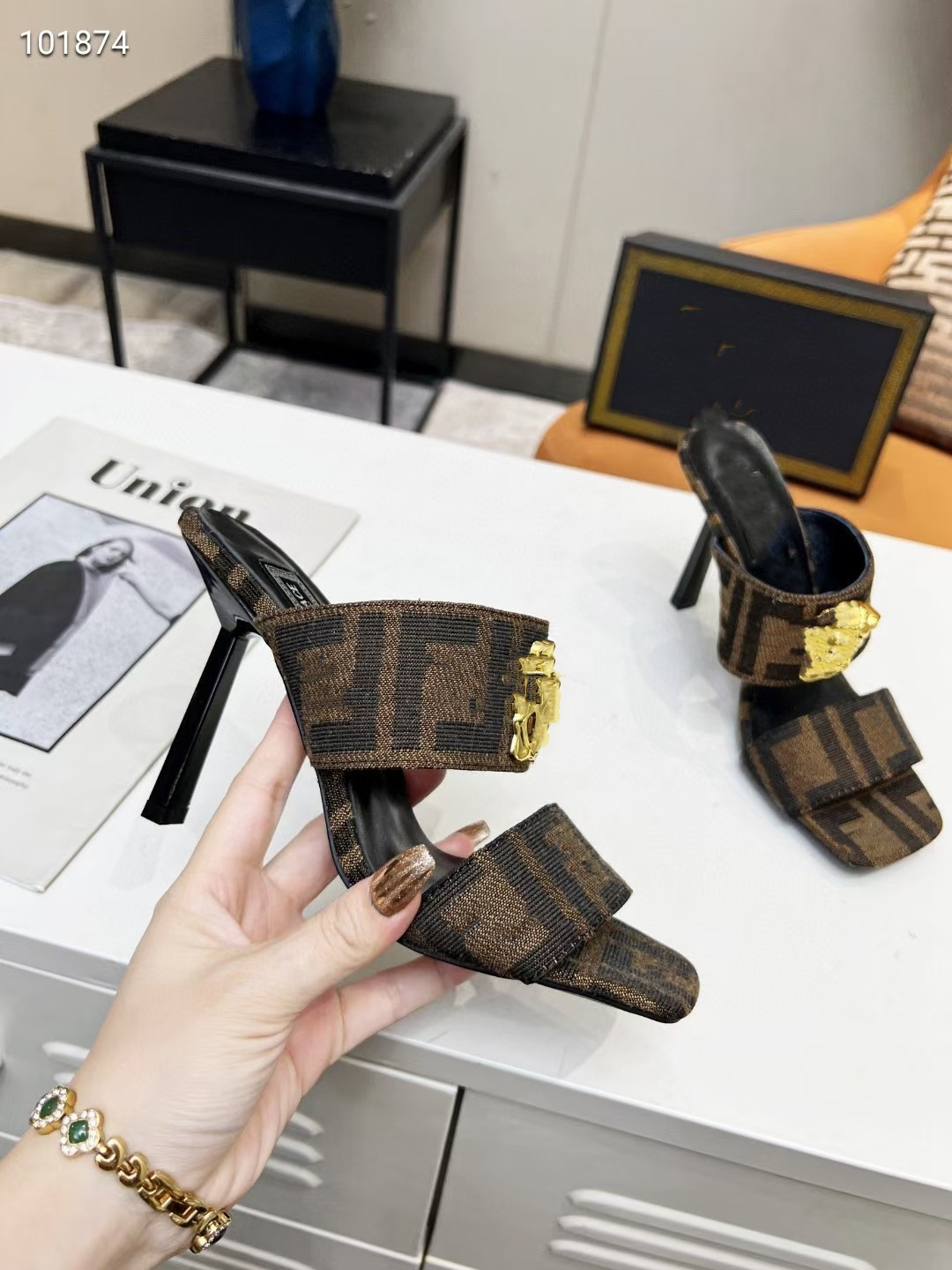 Designer Women Sandals High Quality Womens Slides Crystal Calf leather Casual shoes quilted Platform Summer Beach Slipper 35-43 0903