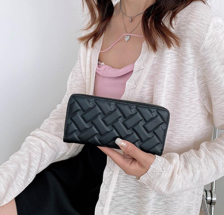 8028 Designer Wallets Bag Retro Female Trendy Handbag Luxury Purse Fashion High Capacity Shopper Shopping Tote, Without box
8028 Designer Wallets Bag Retro Female Trendy Handbag Luxury Purse Fashion High Capacity Shopper Shopping Tote, Without box