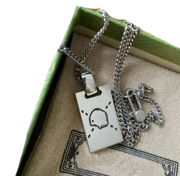 Pendant Necklaces designer jewelry luxury heart for mens womens bijoux Ancient home new elf skull double Gletter necklace long square tag necklace
Pendant Necklaces designer jewelry luxury heart for mens womens bijoux Ancient home new elf skull double Gletter necklace long square tag necklace