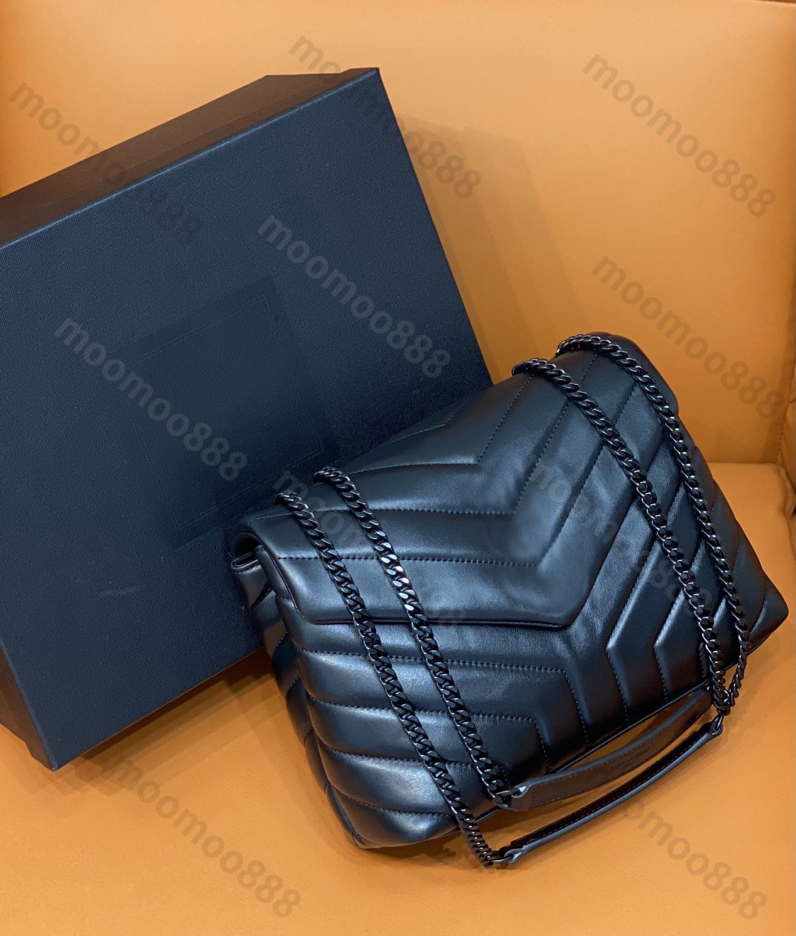 10A Top Tier Small Loulou Quilted Flap Bag Mirror Quality Womens Real Leather Envelope Luxury Designer Handbag Calfskin Black Shoulder Gold Chain Strap Box Bag Purse, White in silver hardware
10A Top Tier Small Loulou Quilted Flap Bag Mirror Quality Womens Real Leather Envelope Luxury Designer Handbag Calfskin Black Shoulder Gold Chain Strap Box Bag Purse, White in silver hardware