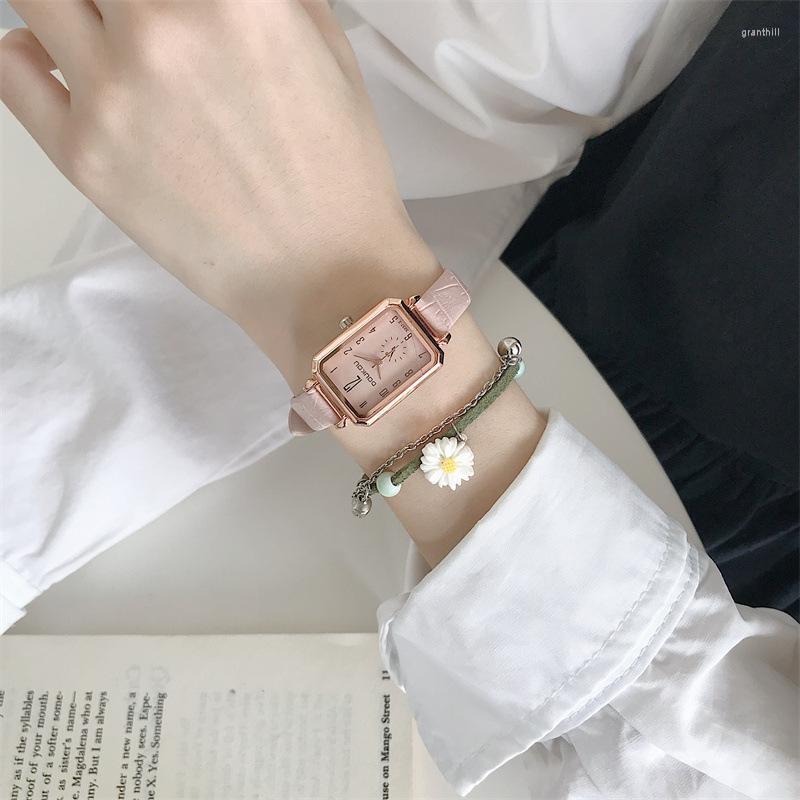 Wristwatches Classical Romen Digital Retro Women Quartz Watches Leather Ladies Vintage Bracelet Wristwatch Female Fashion Clock, Black
Wristwatches Classical Romen Digital Retro Women Quartz Watches Leather Ladies Vintage Bracelet Wristwatch Female Fashion Clock, Black