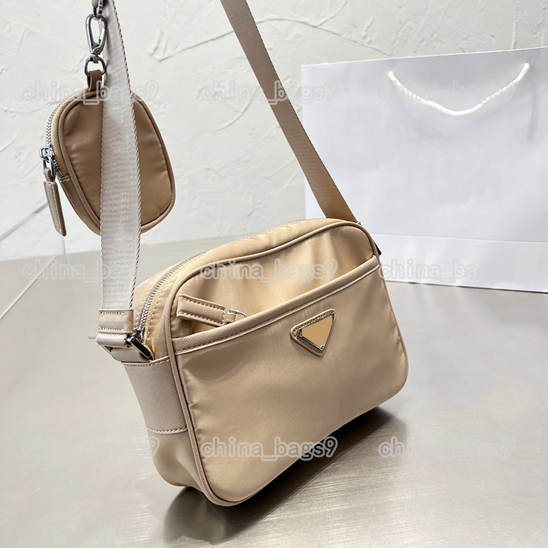 Pravda Prade Prads Luxury Designer Fashion bags womens cross body canvas shoulder lady chains purses Composite Chest Tote messenger hobo high quality B9UR, Box
Pravda Prade Prads Luxury Designer Fashion bags womens cross body canvas shoulder lady chains purses Composite Chest Tote messenger hobo high quality B9UR, Box