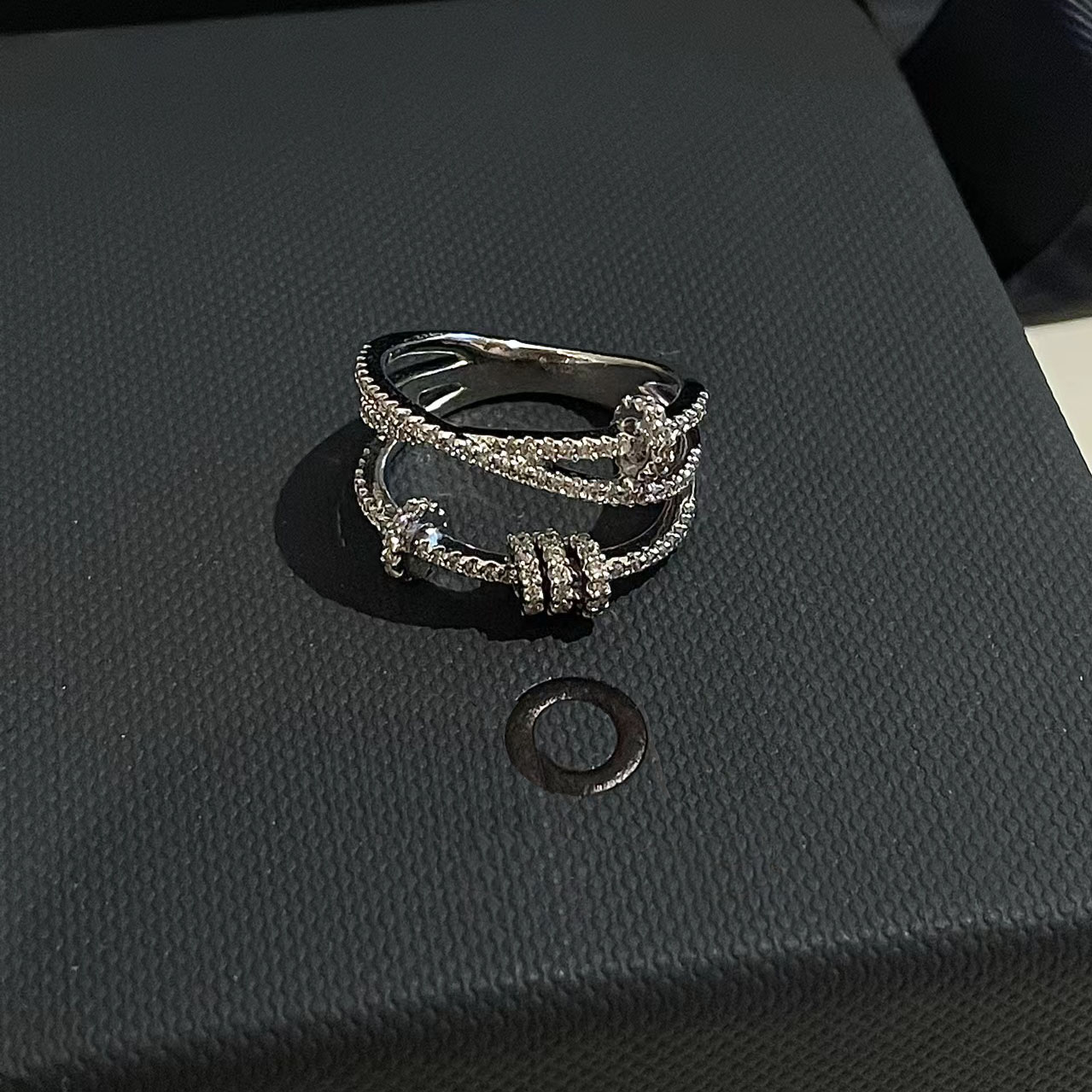 Desingers Ring Fashion Womens Rings Personality Luxury Diamonds Jewelry Silver Rose Gold Anniversary Gift
Desingers Ring Fashion Womens Rings Personality Luxury Diamonds Jewelry Silver Rose Gold Anniversary Gift