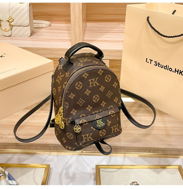 High Quality Fashion Pu Leather Mini Women Bag Children School Bags louiseitys viutonitys Backpacks Style Spring Lady backpack Travel HandBag, Black flower
High Quality Fashion Pu Leather Mini Women Bag Children School Bags louiseitys viutonitys Backpacks Style Spring Lady backpack Travel HandBag, Black flower