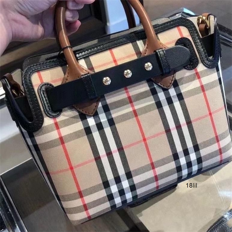 Burbrerys Bags Women Handbags release fashionable lattice portable messenger versatile womens bag, Red
Burbrerys Bags Women Handbags release fashionable lattice portable messenger versatile womens bag, Red