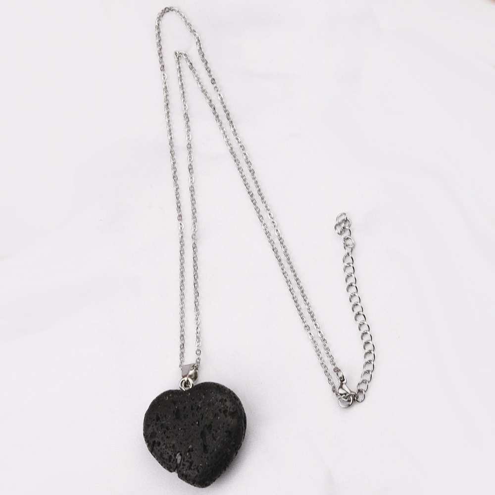 Black Lava Stone 30mm Heart Necklace Aromatherapy Essential Oil Perfume Diffuser Pendant Necklaces Women Men Jewelry