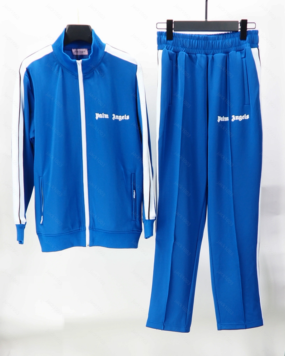 Palms Angels Tracksuits 22SS Logo letters Men and Women Cotton Long Sleeve Jacket Pants Sports Jacket Set Men' women' Casual suits 60014109 16, 01
Palms Angels Tracksuits 22SS Logo letters Men and Women Cotton Long Sleeve Jacket Pants Sports Jacket Set Men' women' Casual suits 60014109 16, 01