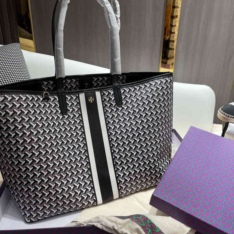 Designer Burchs Handbags Torys Tote bag TB luxuries designers women crossbody Handbag Shoulder totes bags purses wallet P2UU, No bags
Designer Burchs Handbags Torys Tote bag TB luxuries designers women crossbody Handbag Shoulder totes bags purses wallet P2UU, No bags