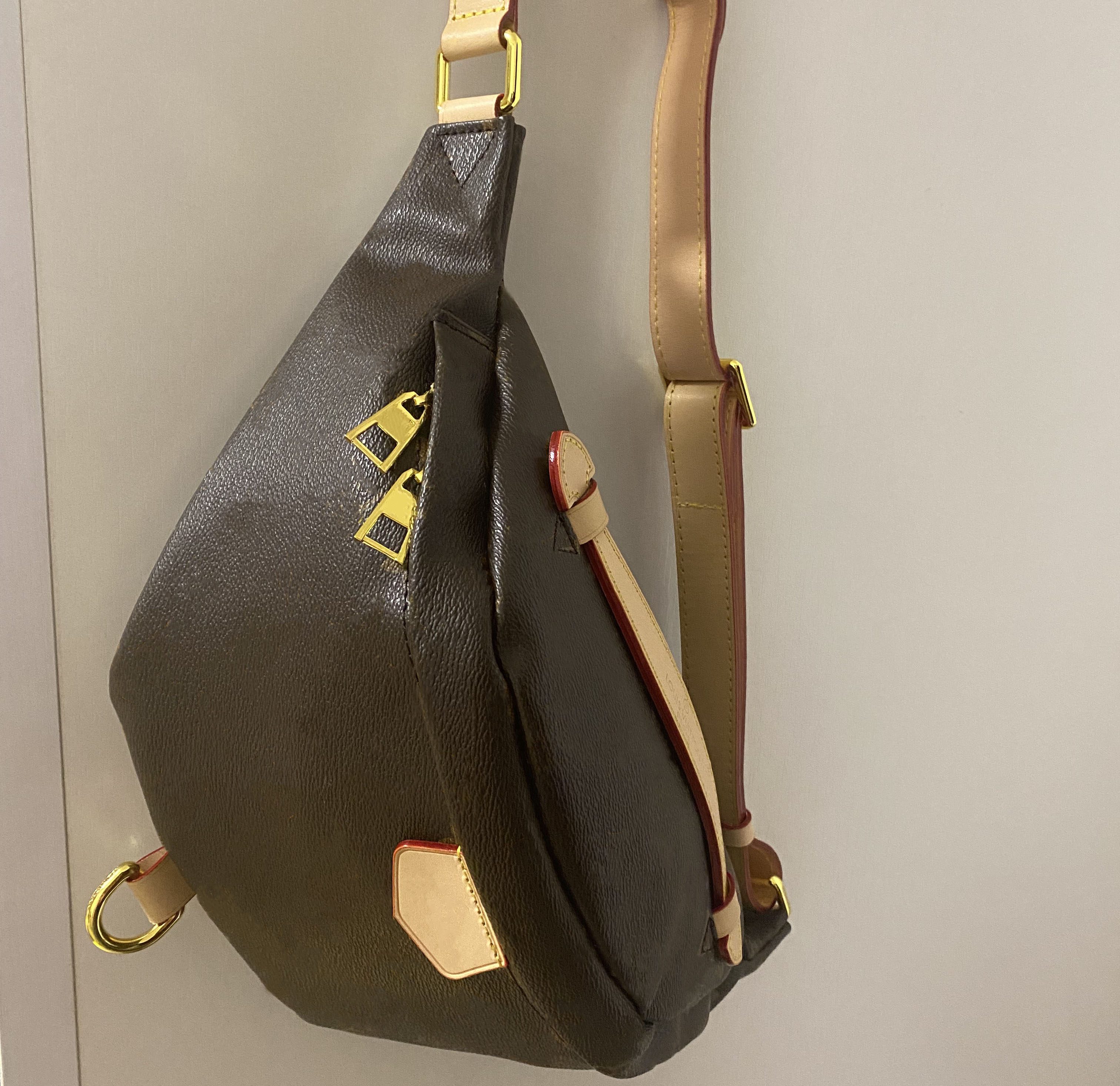 2022 Designers Luxury Waist Bags Cross Body Handbag Famous Bumbag Fashion Shoulder Bag Brown Bum Fanny Pack Genuine leather Serial Number Date Code DustBag
