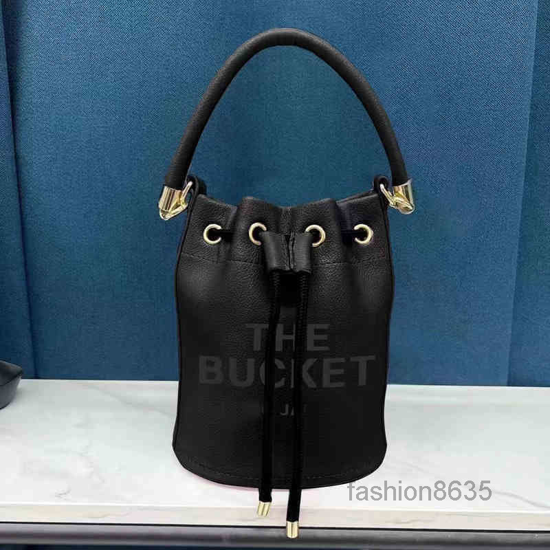 Shopping Bags Designer Bag Bucket Bags Tote Brand Designer HandBag Female Beach Spring And Summer Shopping Crossbody Bag women wallets 2206, Red
Shopping Bags Designer Bag Bucket Bags Tote Brand Designer HandBag Female Beach Spring And Summer Shopping Crossbody Bag women wallets 2206, Red
