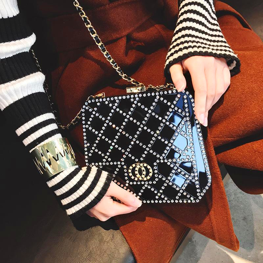 COCO Black Flap bag Crossbody Artificial Diamond tassels Duffle the tote bag Evening Designers Shoulder Bags Fashion Luxurys Womens Lady Pocket satchel Bucket Gift
COCO Black Flap bag Crossbody Artificial Diamond tassels Duffle the tote bag Evening Designers Shoulder Bags Fashion Luxurys Womens Lady Pocket satchel Bucket Gift