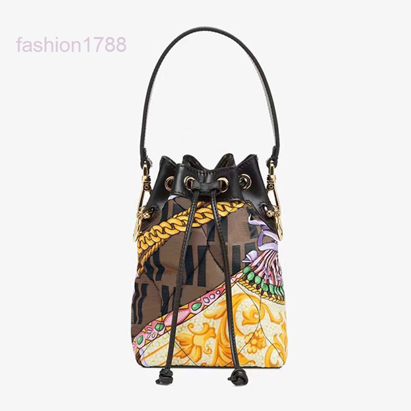 Evening Bags Mini Bucket Bag Tote Purse Cross Body Bags Shoulder Handbags Women Old Flower CanvasFloral Print Metal Hardware Letter Drawstring String Purses Wallet
Evening Bags Mini Bucket Bag Tote Purse Cross Body Bags Shoulder Handbags Women Old Flower CanvasFloral Print Metal Hardware Letter Drawstring String Purses Wallet