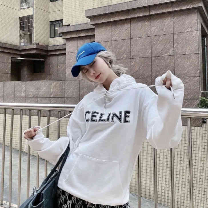 Designer Hoodies Celinn' Sweater Frame Hoodie with Letters Printed on the Front Long Sleeve High Quality Shirts Fashion Brand Loose Casual, Black
Designer Hoodies Celinn' Sweater Frame Hoodie with Letters Printed on the Front Long Sleeve High Quality Shirts Fashion Brand Loose Casual, Black