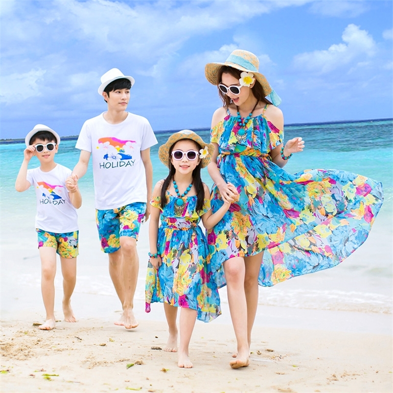 Family Matching Outfits Summer Family Matching Outfits Mother Daughter Beach Floral Off-shoulder Dresses Dad Son T-shirtPants Mommy and Me Dress 22091