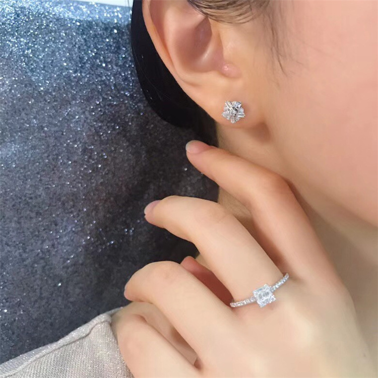 Sterg Sier Princess-Cut Topaz CZ Gemstone Stud Earrings - Perfect for Weddings and Parties