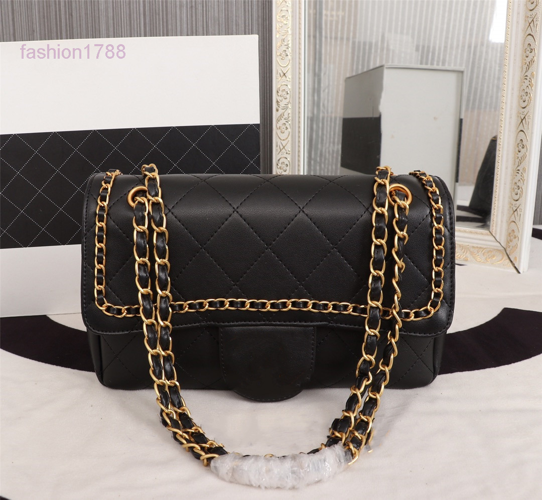 Evening Bags Luxury Designer Bags Shoulder Crossbody Chain Bags Advanced Visual Experience Handbags Smooth Soft and Comfortable Hand, Black
Evening Bags Luxury Designer Bags Shoulder Crossbody Chain Bags Advanced Visual Experience Handbags Smooth Soft and Comfortable Hand, Black