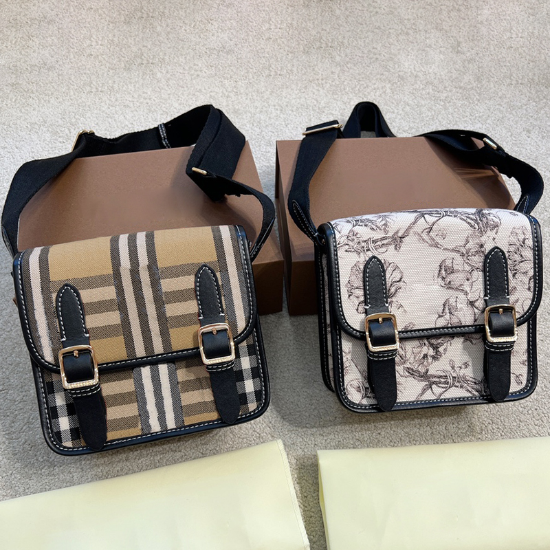Plaid Flap Postman Bag Canvas Satchels Shoulder Bags Unisex Crossbody Bag Check Classic Wallets Purse Adjustable Strap Hardware Hasp, Gift box (not sold separately)
Plaid Flap Postman Bag Canvas Satchels Shoulder Bags Unisex Crossbody Bag Check Classic Wallets Purse Adjustable Strap Hardware Hasp, Gift box (not sold separately)