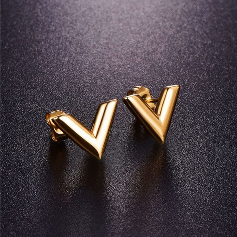 Women V Letter Studs Earrings Rose Gold Silver Color Fashion Design Titanium Steel Simple Statement Vintage 316L Stainless Steel Jewelry Never Fade Not Allergic
Women V Letter Studs Earrings Rose Gold Silver Color Fashion Design Titanium Steel Simple Statement Vintage 316L Stainless Steel Jewelry Never Fade Not Allergic