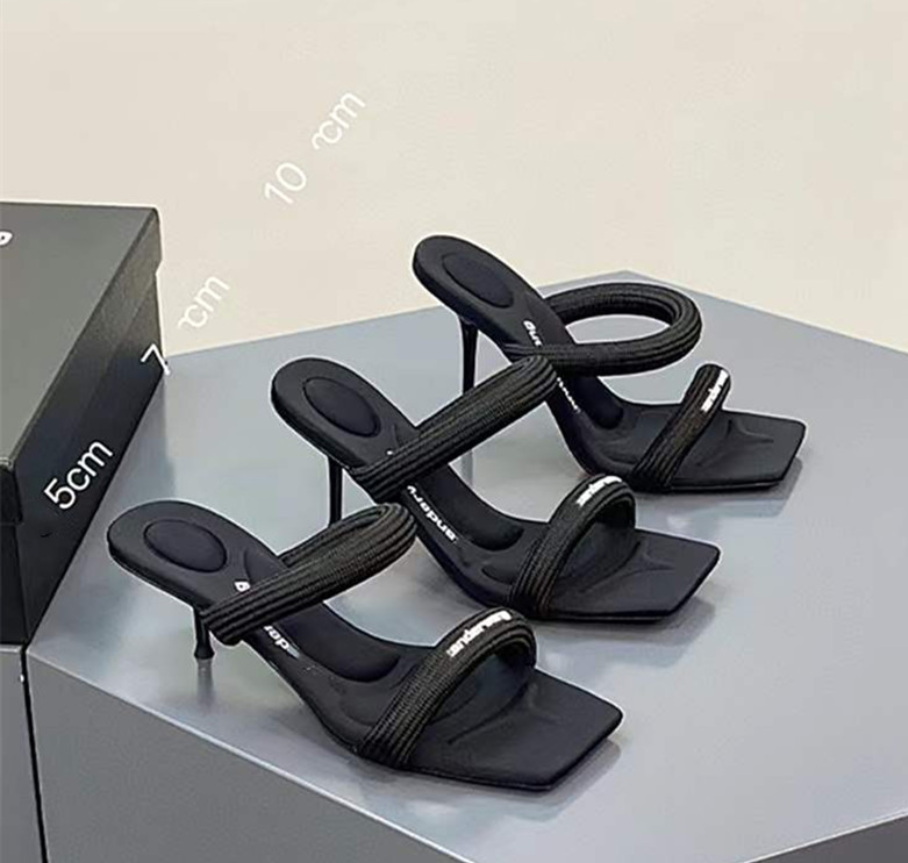 Slippers Cat Heels Holiday Sandals Black High Heel New Soft Bottom Stiletto High-Heeled Ladies Banquet Luxury A Wang Webbing, 1 10cm
Slippers Cat Heels Holiday Sandals Black High Heel New Soft Bottom Stiletto High-Heeled Ladies Banquet Luxury A Wang Webbing, 1 10cm