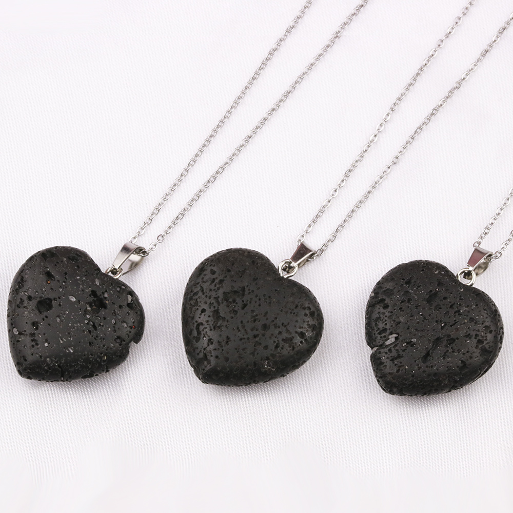 Black Lava Stone 30mm Heart Necklace Aromatherapy Essential Oil Perfume Diffuser Pendant Necklaces Women Men Jewelry