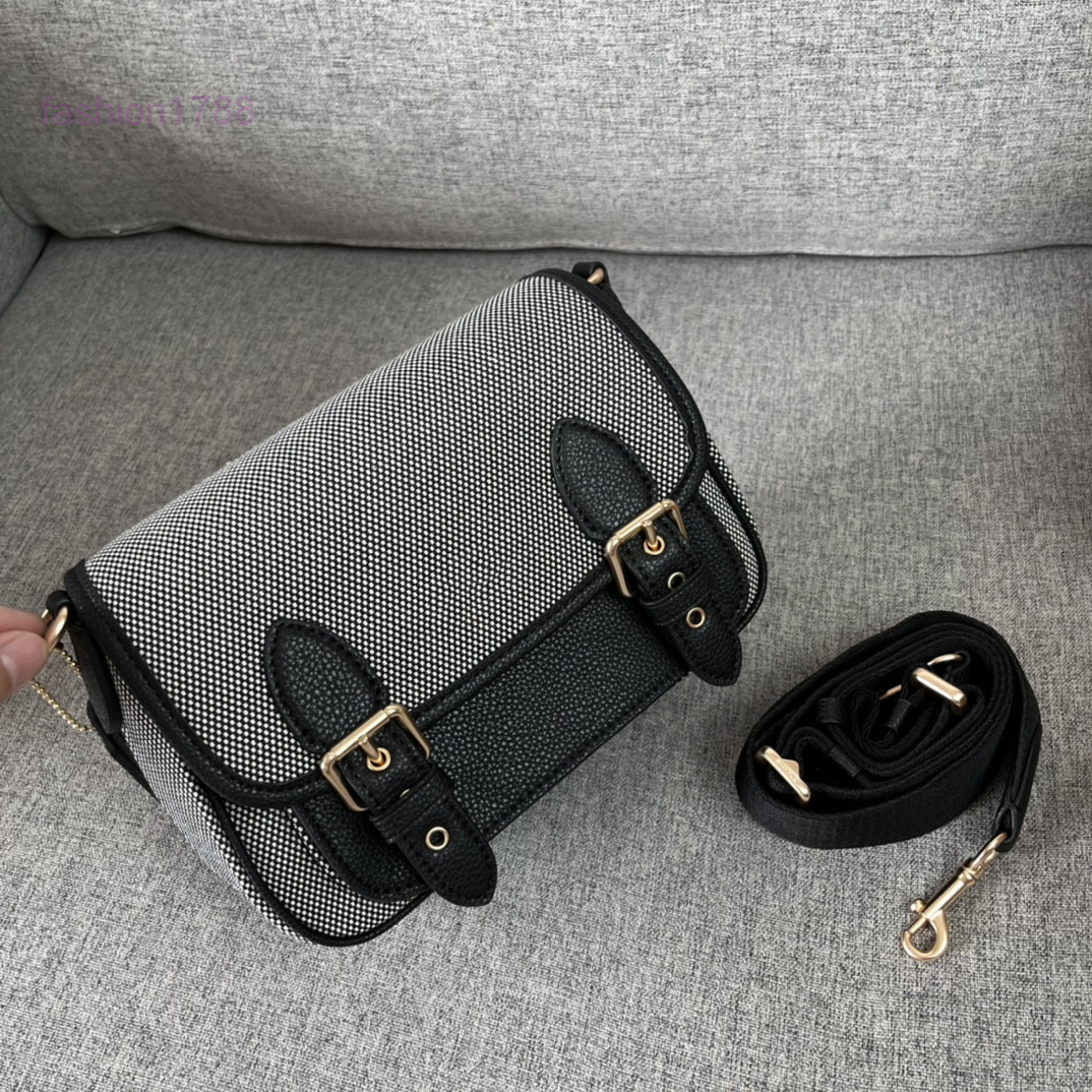 Evening Bags Handbags Designer Bags Luxury Women's Shoulder Bags Crossbody Canvas Adjustable Chains Wallets Summer Trends, Blue
Evening Bags Handbags Designer Bags Luxury Women's Shoulder Bags Crossbody Canvas Adjustable Chains Wallets Summer Trends, Blue