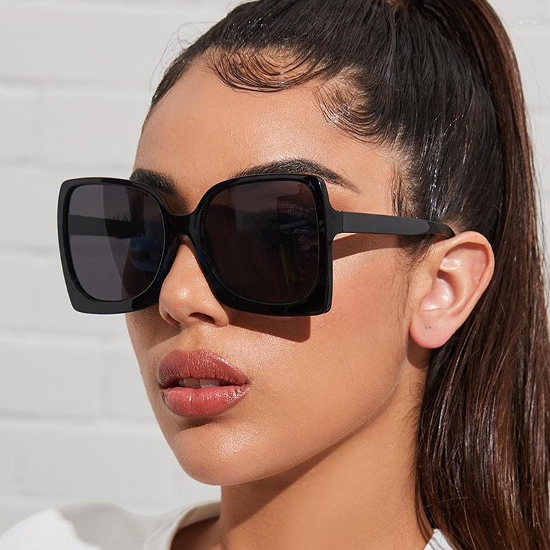 Sunglasses 2022 Fashion Oversized Women Brand Designer Plastic Female Big Frame Black Gradient Sun Glasses UV400
Sunglasses 2022 Fashion Oversized Women Brand Designer Plastic Female Big Frame Black Gradient Sun Glasses UV400