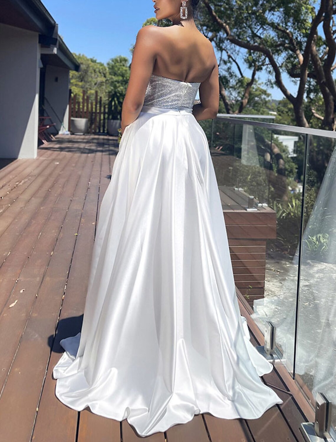 Shiny White Sequined Prom Dresses A Line Simple Satin Formal Evening Gowns Sexy Side High Split Sleeveless Strapless Brush Train Sparkle Party Dress