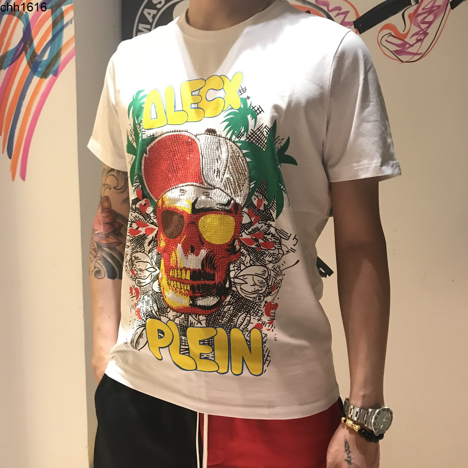 Independent fashion brand short sleeve men round neck T-shirt domineering personality high quality printing hot drill skull men, White
Independent fashion brand short sleeve men round neck T-shirt domineering personality high quality printing hot drill skull men, White