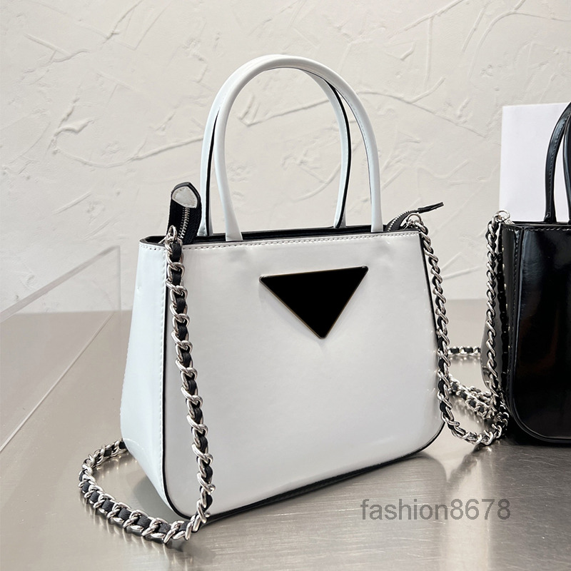 Evening Bags designer bag shoulder bag Women chain handbag Crossbody Bags Lady all-match wallet coin purse Cross bodyMulti Pochette
Evening Bags designer bag shoulder bag Women chain handbag Crossbody Bags Lady all-match wallet coin purse Cross bodyMulti Pochette