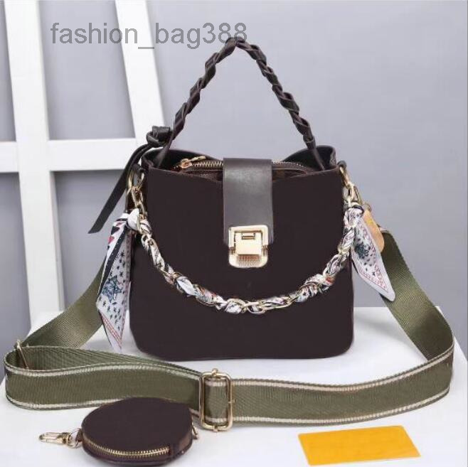 Evening Bags Women 13color Designer Canvas strap handbags shoulder bags leather bucket bag flower plaid printing crossbody purse M4513269
Evening Bags Women 13color Designer Canvas strap handbags shoulder bags leather bucket bag flower plaid printing crossbody purse M4513269