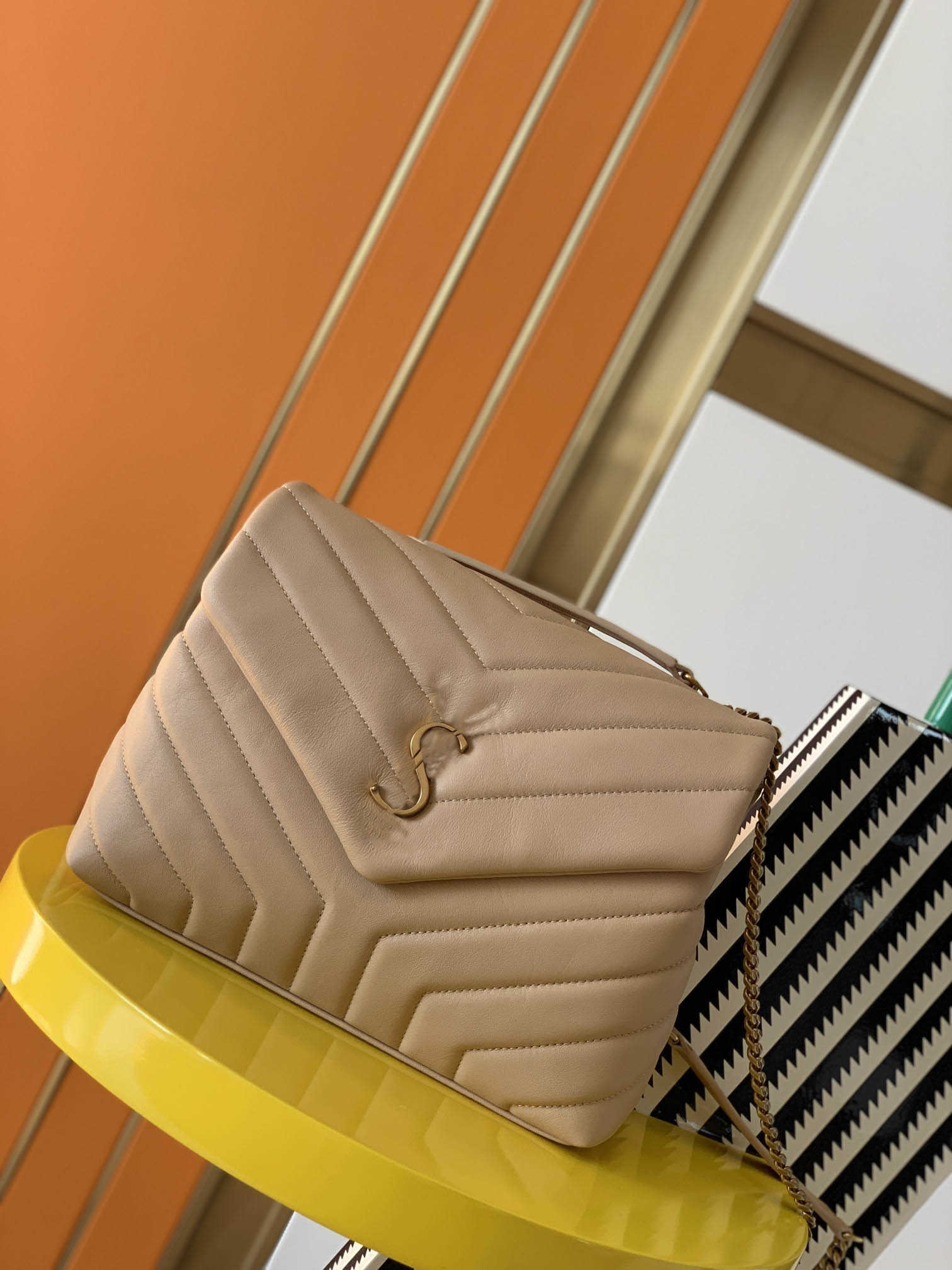 evening bag Designer Luxury WOMEN FFER SUEDE TOY LOULOU BAG Shoulder Bag Medium Flap Sunset Quality
evening bag Designer Luxury WOMEN FFER SUEDE TOY LOULOU BAG Shoulder Bag Medium Flap Sunset Quality