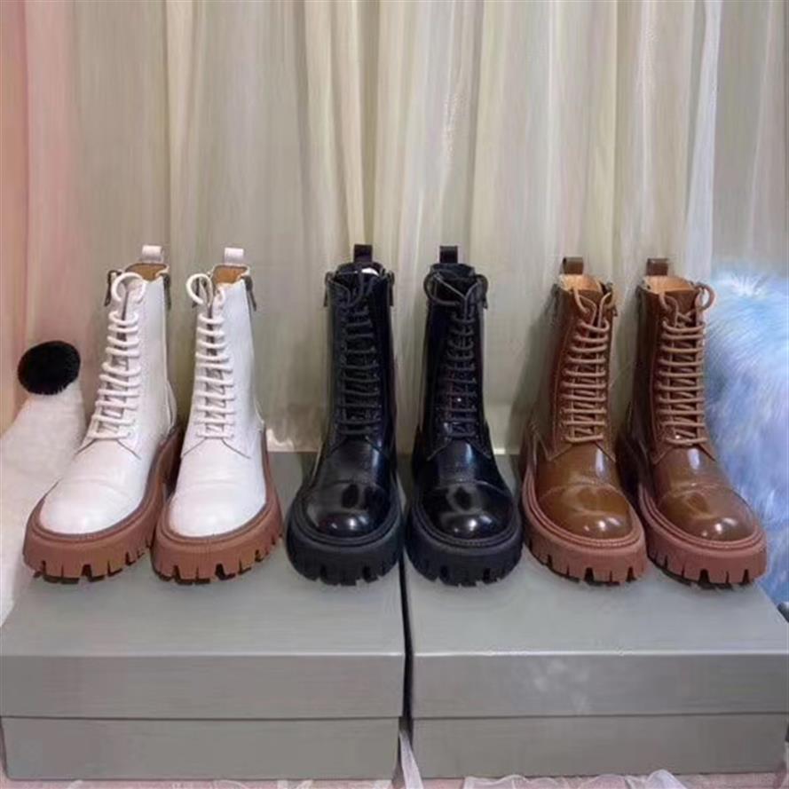 2020 Women Designers Tractor Strike Lace-up Boot and platform shoes black brown White Combat boot Winter shoes with box012241, Color 1
2020 Women Designers Tractor Strike Lace-up Boot and platform shoes black brown White Combat boot Winter shoes with box012241, Color 1