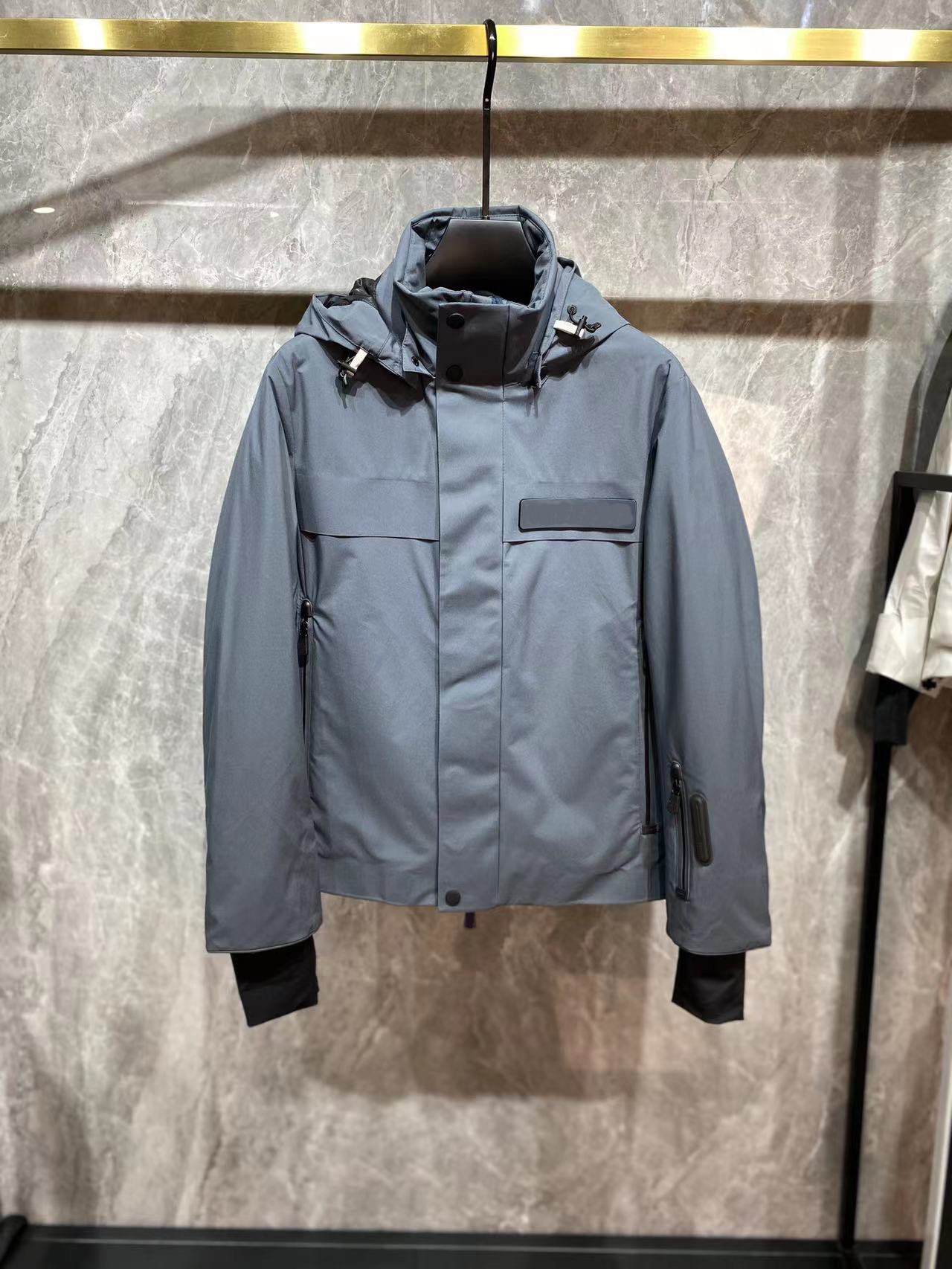 Winter luxury brand mens down jacket fashion windproof material outdoor ski warm top designer coat, Black
Winter luxury brand mens down jacket fashion windproof material outdoor ski warm top designer coat, Black