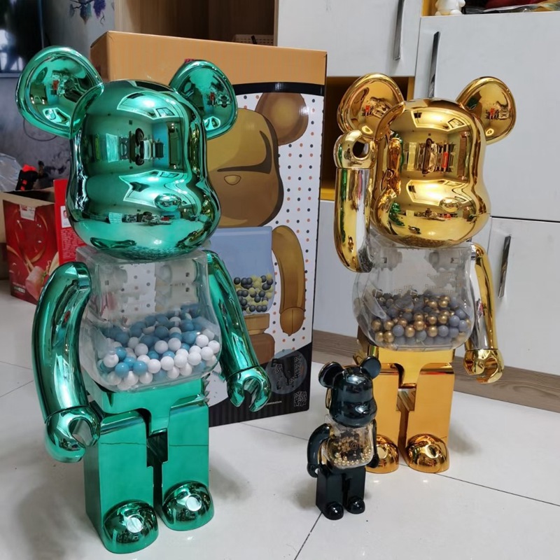 Movie & Games 400% 28CM Bearbrick glue Black. white and red bear figures Toy For Collectors Art Work model decorations kids gift
Movie & Games 400% 28CM Bearbrick glue Black. white and red bear figures Toy For Collectors Art Work model decorations kids gift