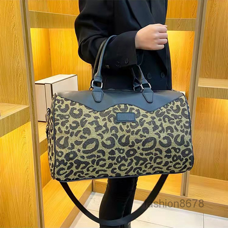 Evening Bags Pink sugao women and men tote bag shoudler bag high quality handbags purse large capacity with letter print traval bags luggag
Evening Bags Pink sugao women and men tote bag shoudler bag high quality handbags purse large capacity with letter print traval bags luggag