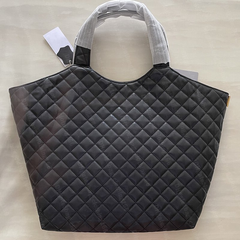 ICARE Maxi Tote Black Bags Designer Handbag Shopping Bag Large Capacity Quilted Leather With Zipped Pouch Luxuries Designers Women Bag Handbags Quality Yslities
ICARE Maxi Tote Black Bags Designer Handbag Shopping Bag Large Capacity Quilted Leather With Zipped Pouch Luxuries Designers Women Bag Handbags Quality Yslities