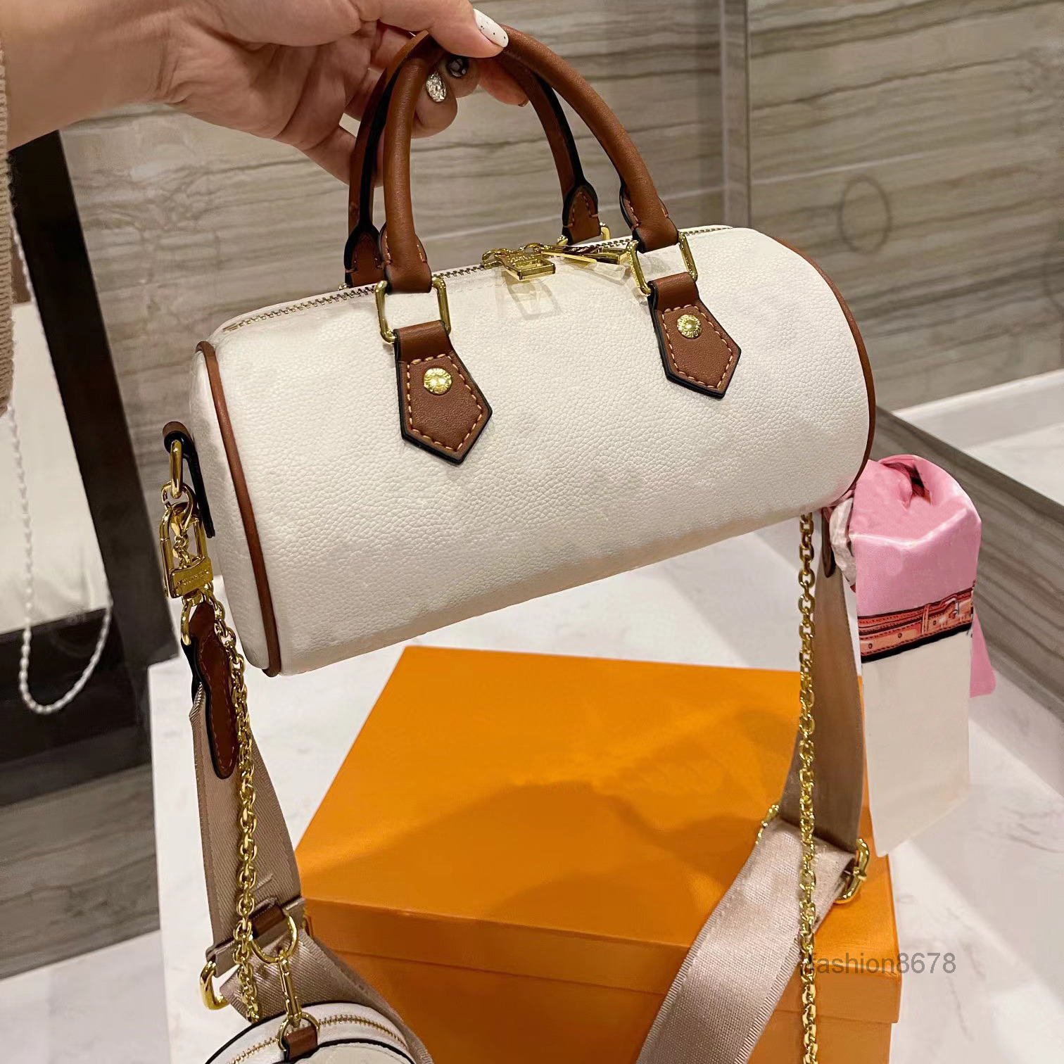 Evening Bags pillow bag shoulder Bags Luxurys Top designers Ladies Quality 2022 Women handbag Fashion clutch handbags mother cossbody
Evening Bags pillow bag shoulder Bags Luxurys Top designers Ladies Quality 2022 Women handbag Fashion clutch handbags mother cossbody
