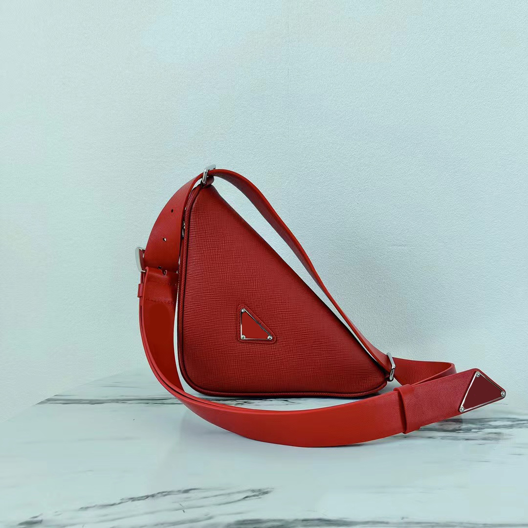 2022 Small Full Leather Backpack Calfskin Bracelet Bag Ladies Triangle Fashion New Retro Luxury Designer Popular Versatile Messenger Handbag Boutique Red Bags, Box
2022 Small Full Leather Backpack Calfskin Bracelet Bag Ladies Triangle Fashion New Retro Luxury Designer Popular Versatile Messenger Handbag Boutique Red Bags, Box