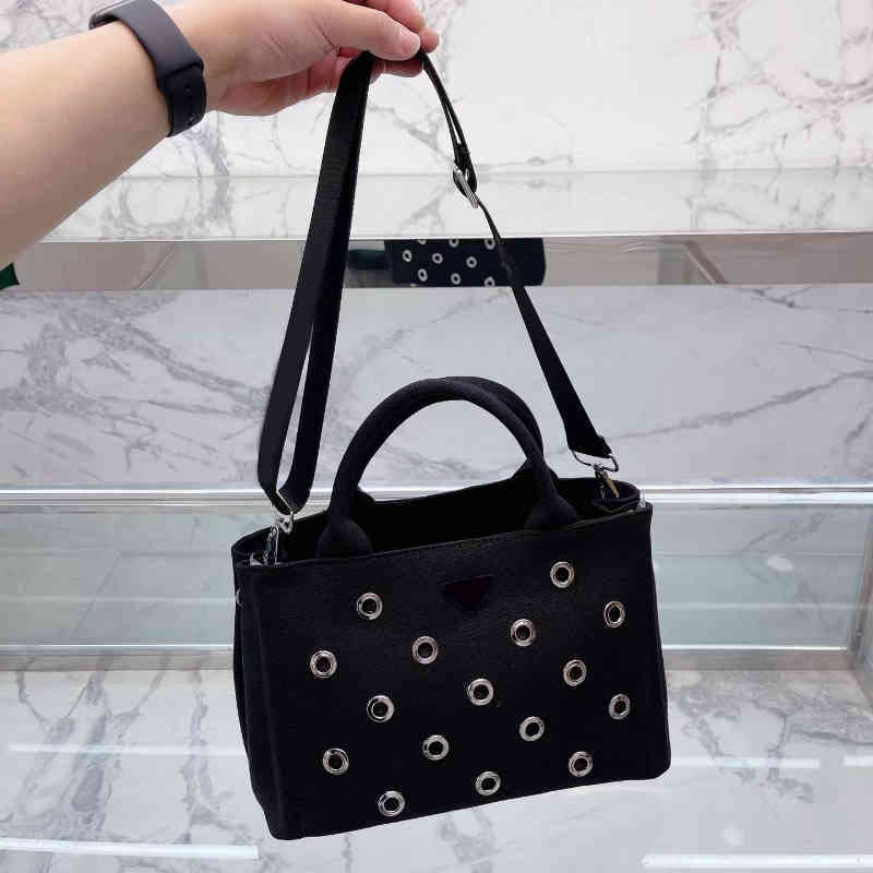 Prads totes designer handbag women bag Handbags Prade the Tote bags Luxuries designers womens crossbody Handbag Shoulder 7A high quality purses wallet GP75, Red
Prads totes designer handbag women bag Handbags Prade the Tote bags Luxuries designers womens crossbody Handbag Shoulder 7A high quality purses wallet GP75, Red
