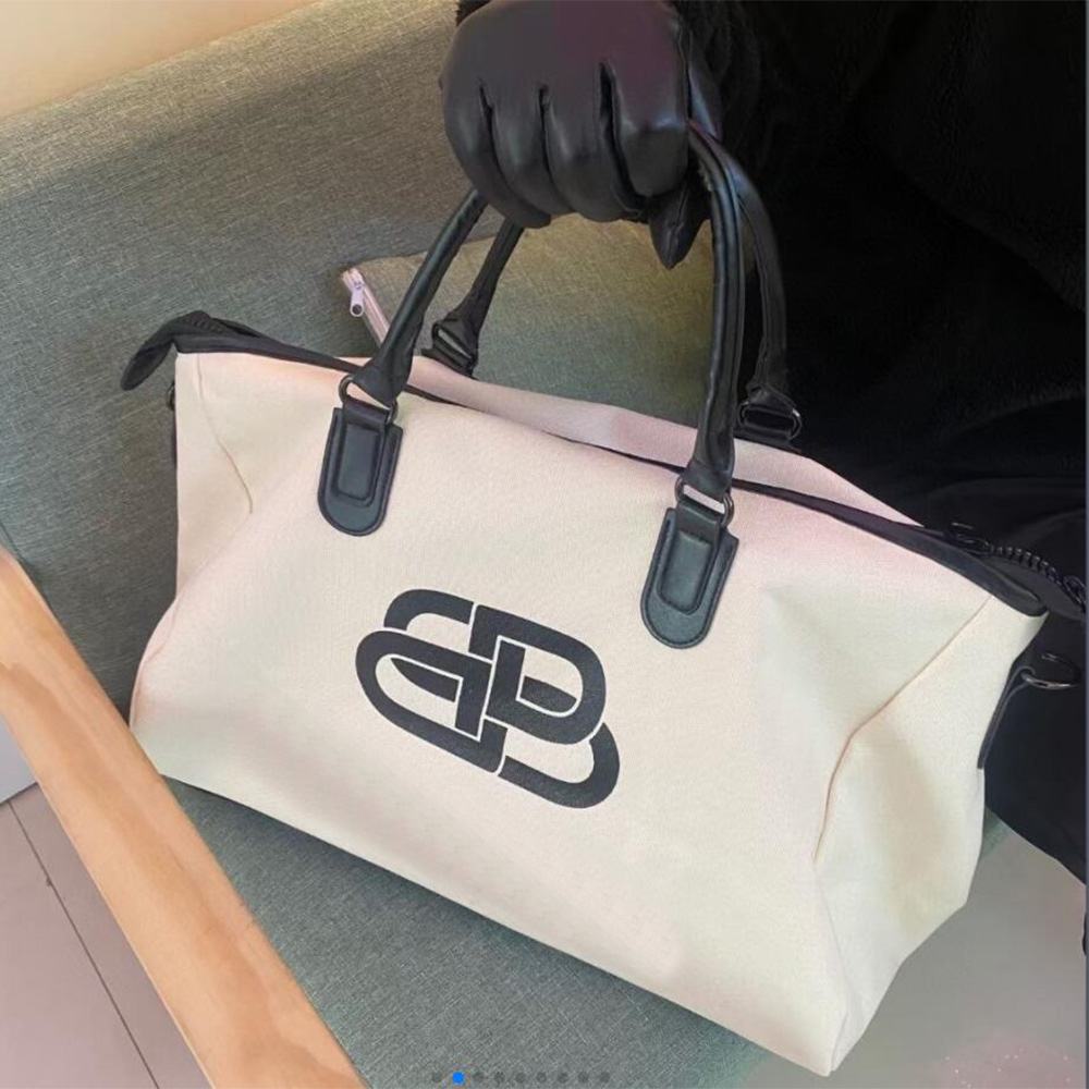 Shopping luxurious Bags Designer Women Bag tote Purse and Handbags 2022 New Fashion Hobo Casual Stuff Sacks Unique luggage Designers Shoulder Messenger bag
Shopping luxurious Bags Designer Women Bag tote Purse and Handbags 2022 New Fashion Hobo Casual Stuff Sacks Unique luggage Designers Shoulder Messenger bag