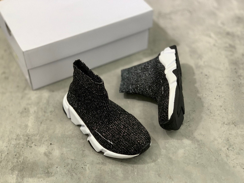 Boots Black Blue Green Boys Girls Soft High ended Brand Letter Printed Children Euro Size 24 35 220915, Light green
Boots Black Blue Green Boys Girls Soft High ended Brand Letter Printed Children Euro Size 24 35 220915, Light green