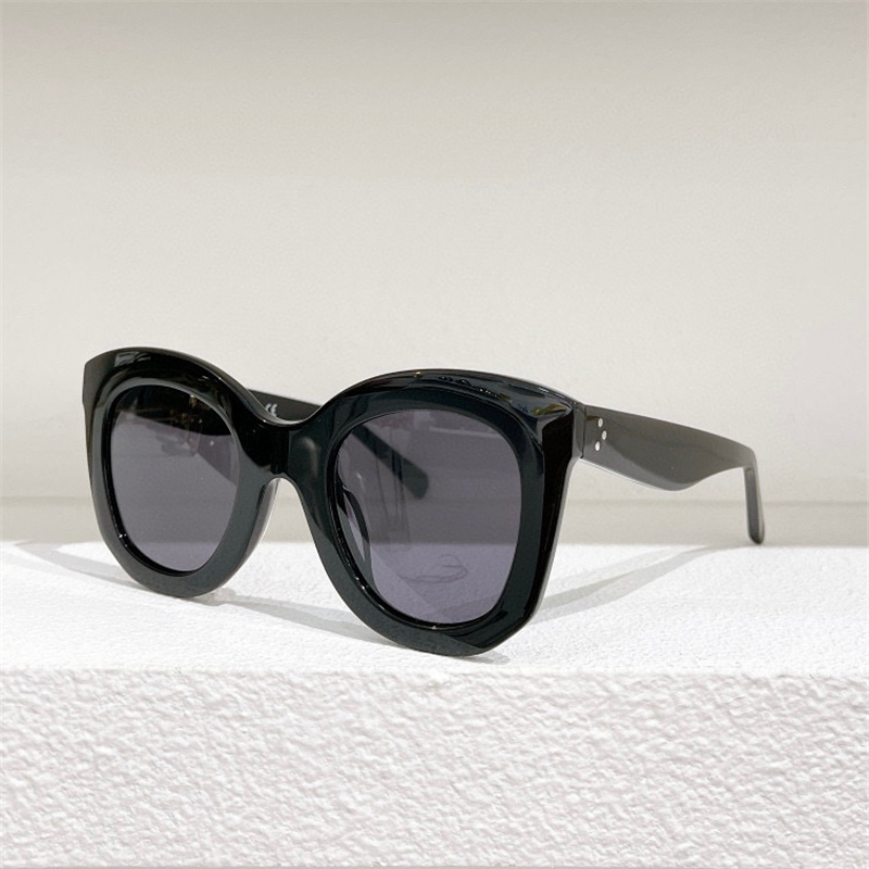 Sunglasses For Women and Men Summer 4005FN Style Anti-Ultraviolet Retro Plate Full Frame Glasees Random Box
Sunglasses For Women and Men Summer 4005FN Style Anti-Ultraviolet Retro Plate Full Frame Glasees Random Box