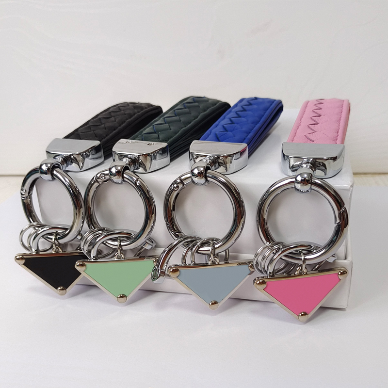 Designer Keychains Men Women Car Key chains Keyring Lovers Keychain Real Leather Weave Pendant Key Ring Accessories With Screwdriver
Designer Keychains Men Women Car Key chains Keyring Lovers Keychain Real Leather Weave Pendant Key Ring Accessories With Screwdriver