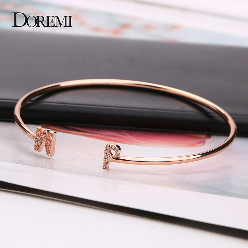 Bangle DOREMI Custom Letter Bracelet Baby bangle Zirconia Pave Setting Initial bracelet Child Adult size for Unique Cuff Jewelry 220914