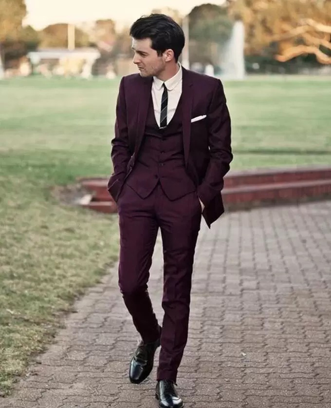 Handsome Burgundy Wedding Tuxedos Slim Fit Suits For Men Groomsmen Suit Three Pieces Prom Formal Suits Jacket Pants Vest