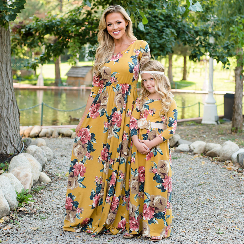 Family Matching Outfits Long Sleeve Mother Daughter Dresses Matching Wedding Party Clothes Floral Mommy And Me Family Look Long Dress Autumn Women Gir